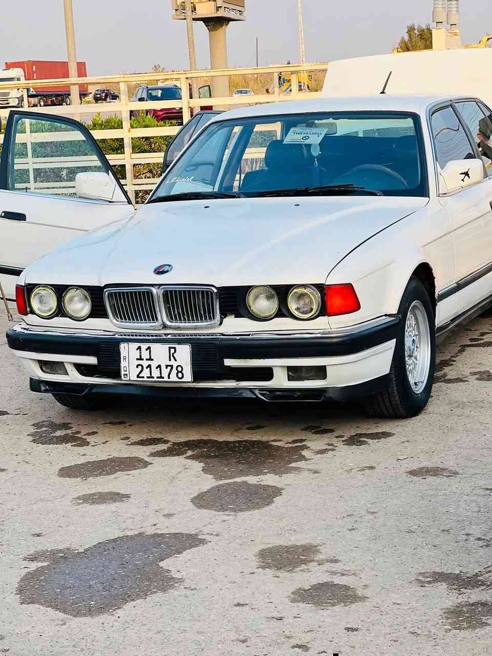 سلام عليكم بي ام 750 12 سلندر غرفه بل جيس كير مكينه حداديه 50/100 موديل 89 يرهم مراوس ب735 او 740  رقم بغداد تحويل ثاني يوم ***********السعر 55
