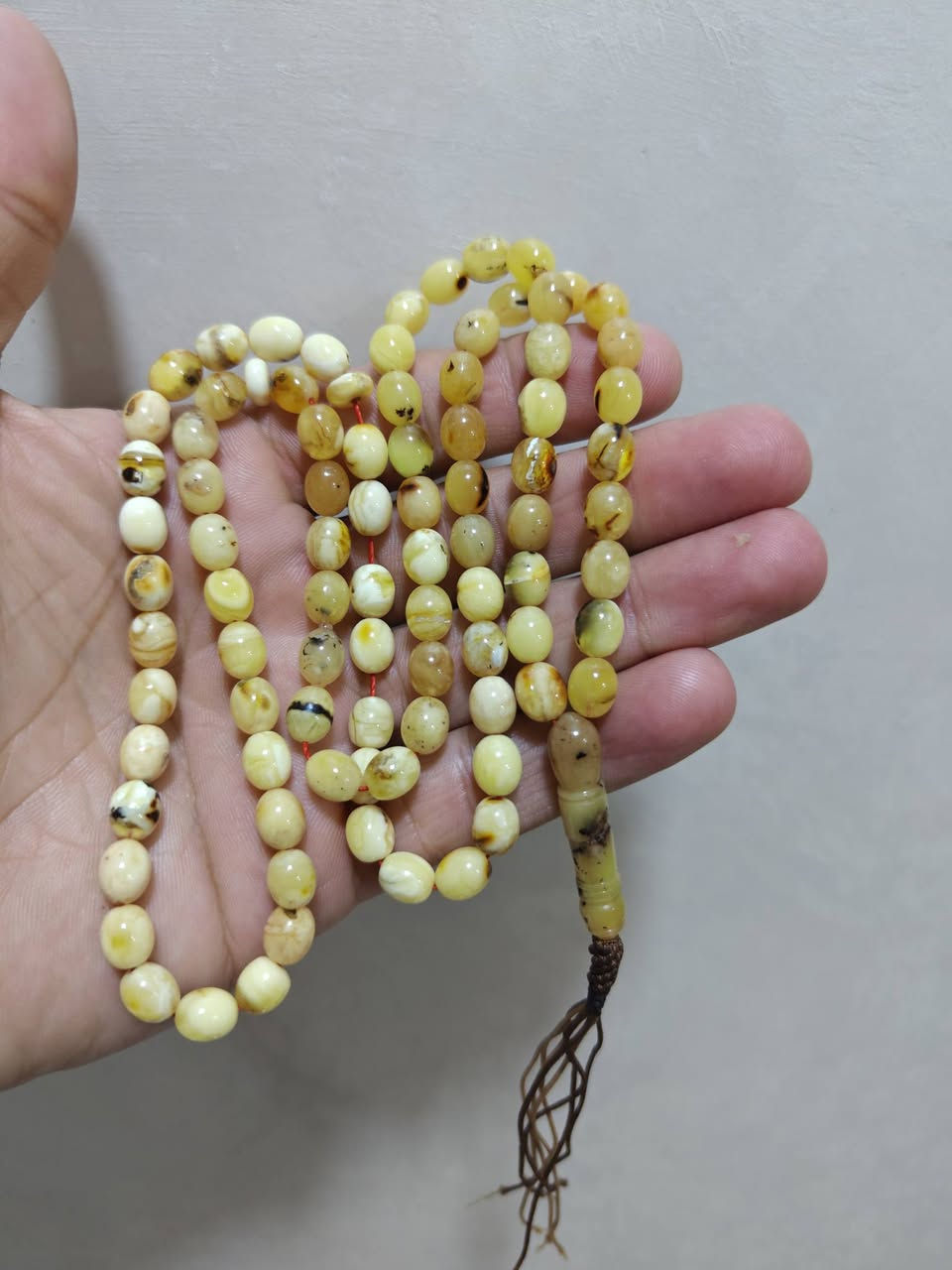 السلام عليكم متاح سبحة كهرب بولوني مشجر مضرب طبيعي 100% امانة الله ورسولة المسبحة 101 مكاني ناصرية قضاء الشطرة للتواصل عبر واتساب /***********/ يوجد توصيل لجميع المحافظات‏
