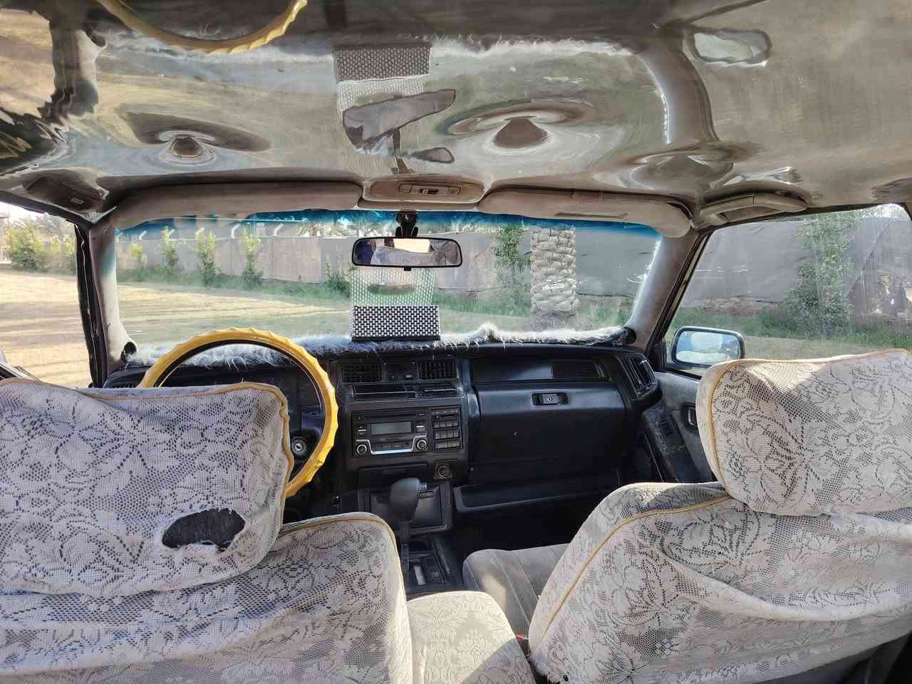 السلام عليكم  سياره أرنب للبيع  
موديل 1993 سنوية جديده رقم ديالى انكليزي لحد 2030 مكفوله من كير محرك اكسن  مصبوغه عام جماليه فقط السعر 55بيه مجال***********
