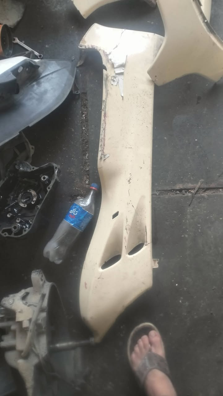 كفر 08 كامل عدى الهلال سعرهن  120 قفل بي شوي مكسر بس بهذا السعر ماكو ازرب بلسوك اليوم كفر كامل مكاني حسينيه راشديه ***********
