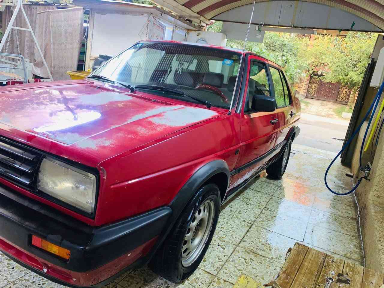 السلام عليكم
كولف 1990
السيارة باسمي وتحويل مباشر.
هزة جديدة، وعلى وضع الشركة، جاهزة من كل النواحي مع كفالة عامة.
كير أوتوماتيك، وكلشي بيها بلاد
طقم تاير ياباني، محرك دوش ترايك.
من الشمال إلى الجنوب، البيع بدون مراوس.
السعر ٣٨$ قابله للتفاوض 

للاستفسار: ***********
غير متفرغ على الفيس.
مكانها: بغداد – العبيدي – شارع مدرسة العابد.

عذرًا على الإطالة.
