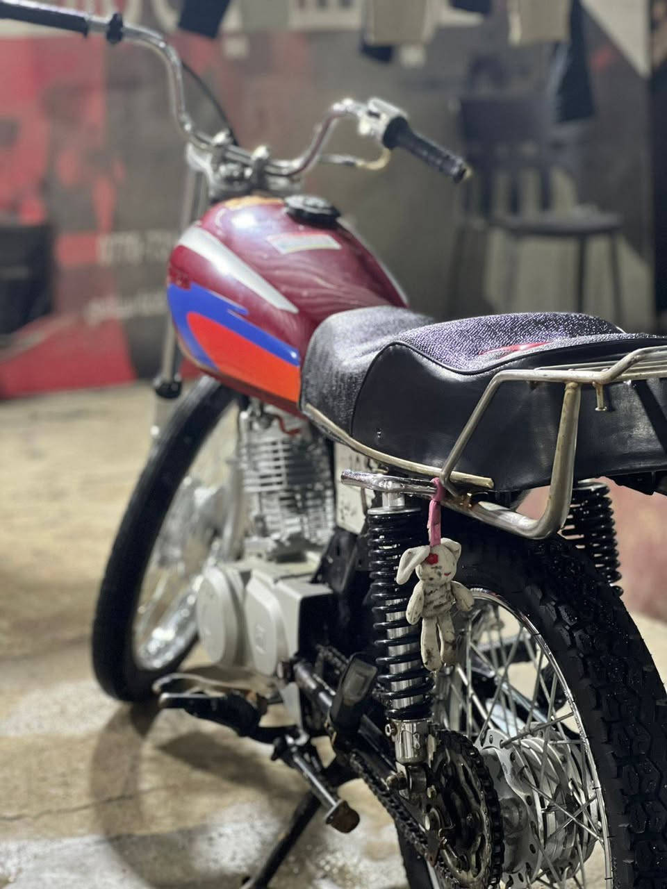 سلام عليكم دراجه نامه شلامجه للبيع رقم وسنويه سعر 1,150 دراجه موديل 15 بس تعميره جديد 2025 المكينه تخبل ناعمه امبدل بيها ولفات وبستم فقط دراجه مثل ماشوف بعينك مستعجل عل بيع رقمي لا ستفساره ***********
