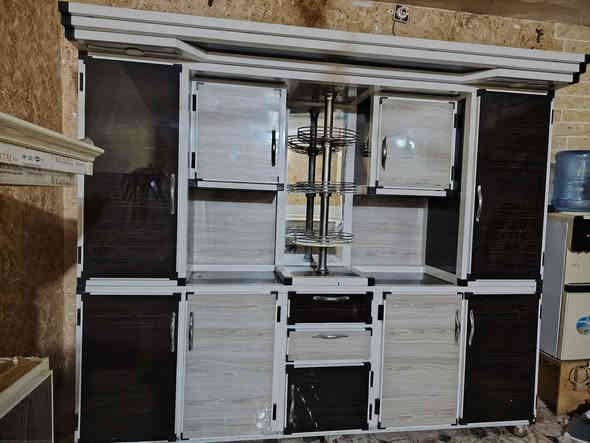 كاونترات الالمنيوم تزكام نضيفات مرمر وعادي الشراي يتفضل خاص فايبر واتساب ***********
