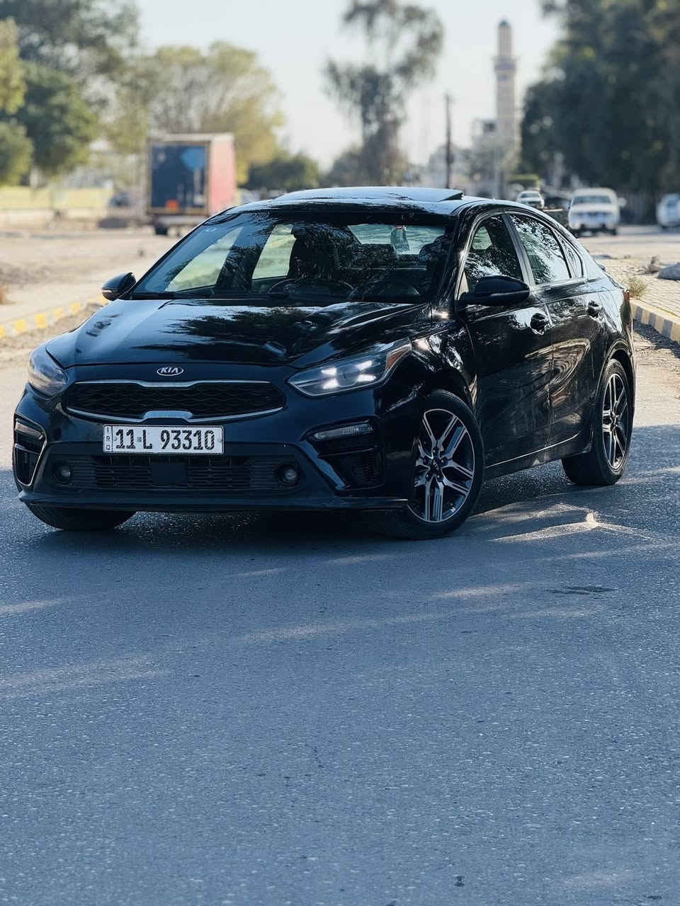 السلام عليكم 
كيا فورتي 2019 بسمي رقم بغداد 
 فول الفول موصفات EX

1بصمه 
2فتحه 
3بصمه بيبان 
4كشنات جلد كهرباء 
5تبريد قطعتين
6رادارات امامي خلفي جانبي 
7كامره دواره وشاشه لمس 
8مكينه 2000 دوش وكير ايتي 
9مري كهرباء اشاير مري 
10 شحن ذاتي لاسلكي 
11لايت عدسه 
12ماشيه 70 حقيقي 
13قياده ذاتيه نضام ترحيب 
14حساسات خلفيه ويلكب كروم 

بعد هواي مواصفات بيهه سياره فول مكينه وكير وحدايه وتبريد مكفولات السياره بيهه فقط بنيد بدون اي دواخل شرط الفحص والسونار سياره كنديه بدون ملاحضات السعر 128 مجاله بسيط  المحموديه بغداد ***********
