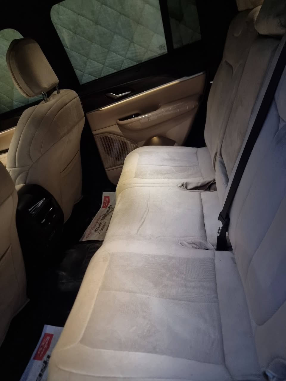 السلام عليكم
جيب كراند شيروكي / 5 راكب/ لمتدد بلاص/ موديل 23 / ماشيه 14 / رقم بغداد/ بدون صبغ تبديل باب صندوك اصلي نفس الون / تو ويل السياره / بدون ايرباك
***********
