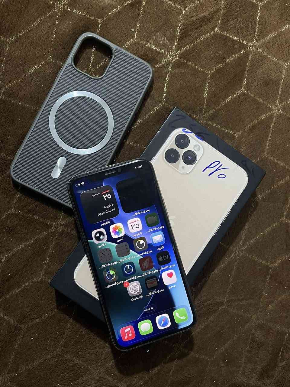 الايفون انظف من الجديد برو فقط وليس ماكس

كامل ملحقات وتر غير مفتوح استخدام قليل

بطاريه ٩١ بسبب تحديث نزلت لون مميز ذهبي

ذاكرة ٢٥٦ اي خلل مابي حالة الوكالة جهاز

السعر ٣٧٠ وبي مجال 

***********
