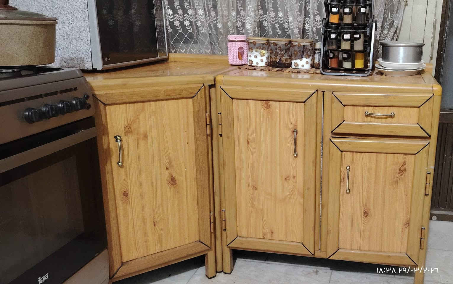 كاونتر المنيوم 2متر *2.5 مع ملحق 2.5 سعر 200 الاتصال *********** حلة حي الصحة
