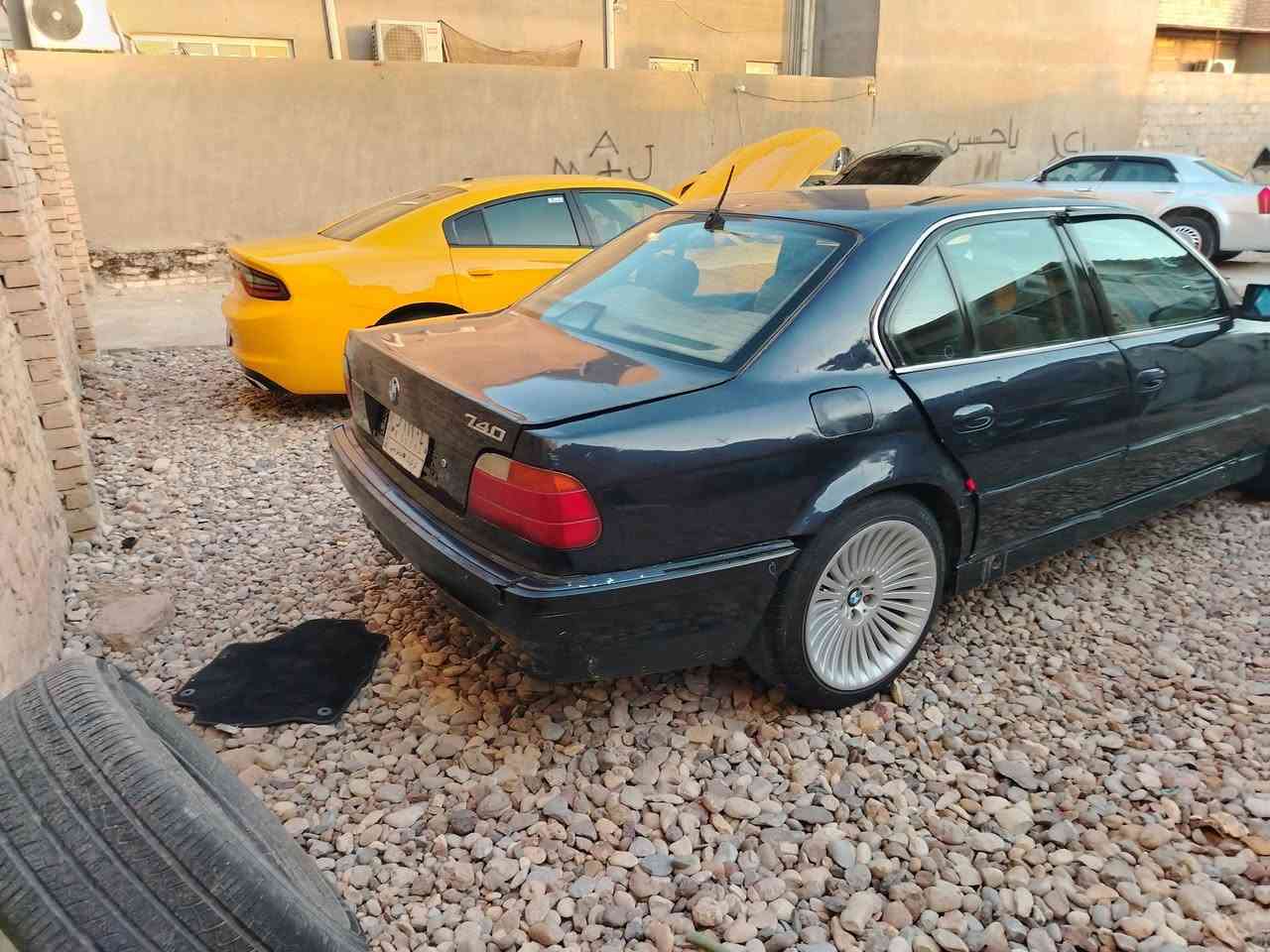 يالله 
سلام عليكم 
خفاش موديل 1997
مكينه 40  ثمانيه سلندر 

مكينه وكير جديد 
صدر جديد 
لايت حاويه 

سياره كدامك 
مكلوبه ومعمر 
رقم كركوك تحويل ثاني يوم 

مكاني واسط 

سعر ٣٠

***********

