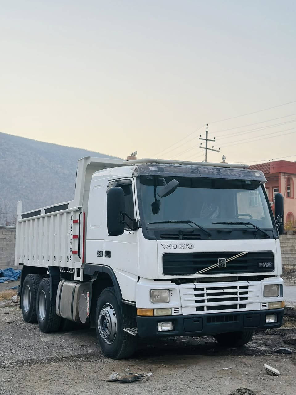 سلام عليكم فالفۆ مديل 2001 محرک٣٨٠ لابخار ولا تنقص گێر ٣.٣مجموعه شفت شاصي مكفول تخم تايرات مكاني اربیل *********** -***********
