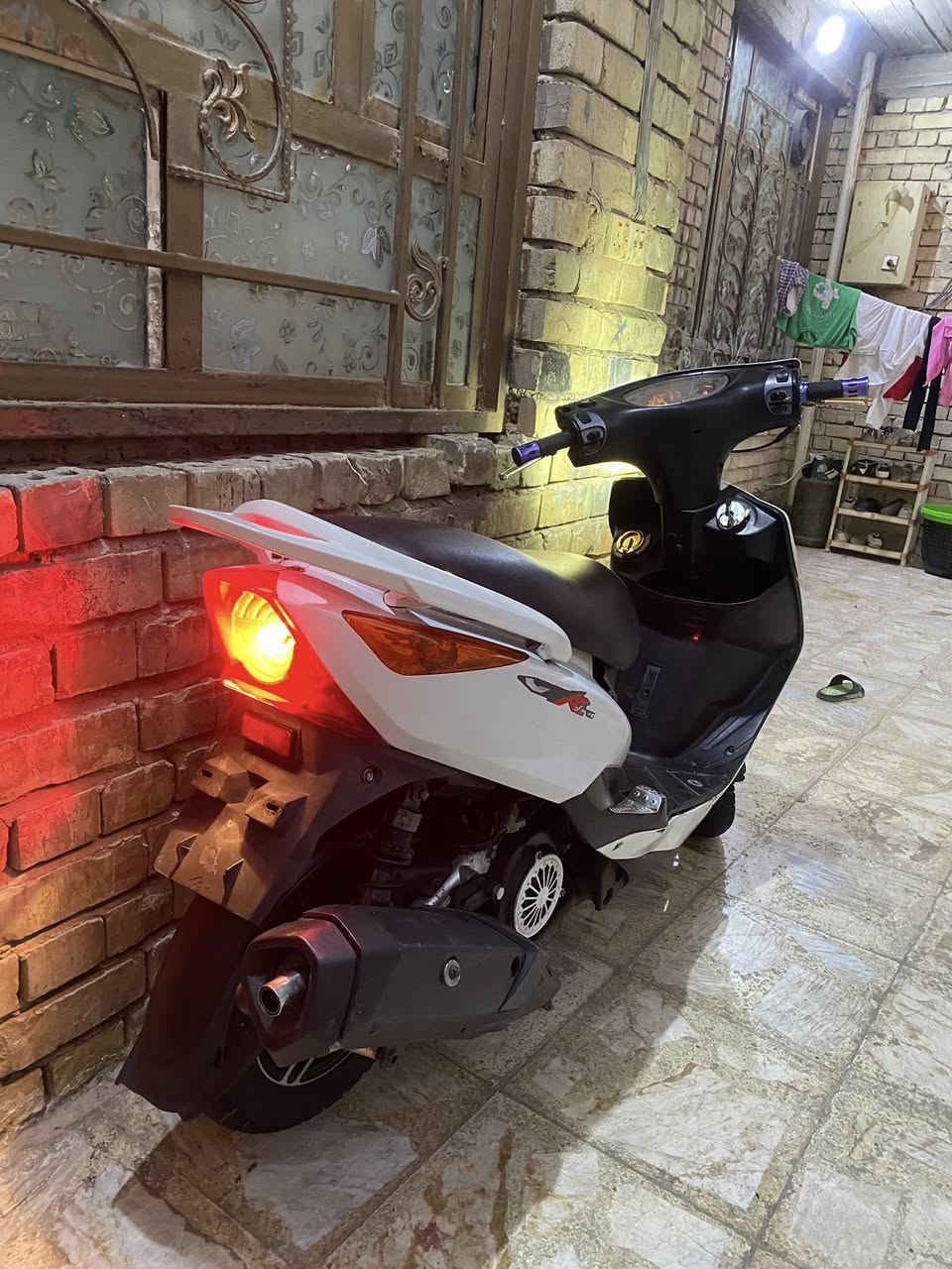 سلام عليكم دراجه ثعلب دراجه بيه خير من لله تزويد مكينه 59  شلعه ومعديه هاون
1صدر امامي
2صدر خلفيه 
3قبق فلاوين 
4وياله نجمه 
5يدات خلفيه ومامي 
6قبق بانزين 
7سالف رياضيه اصليه
8صالنصه 
9كلج رياضيه أمام 
دراجه بيه بعد نواعم 
خوان ما يعرف بيهن لا يعلق ويكسر بيه رايده 800 وبيه مجال  بكان بغداد مدينه صدر رقم***********
