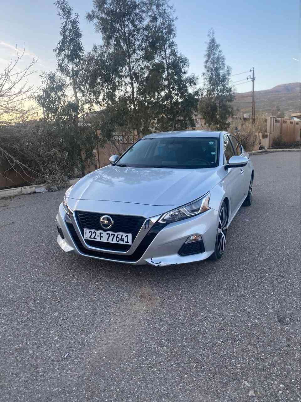 Altima S
 یه‌ك پارچه‌ی بۆیاخه‌ سۆنه‌رم دانایه‌
پشت . پێش كه‌پسه‌ بێ ئێرباگ
٦٦ مایل ڕۆشتووه‌ 
گێر و مه‌كینه‌ به‌ شه‌رت
به‌ناوه‌ خۆمانه‌ 
كۆیه‌ 
*********** كويسينجاك, أربيل
