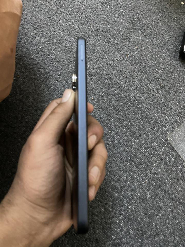 جهاز ريلمي سي 55 نضيف حيل كلشي مامبدل بي ذاكره 256 رام 8+8 بطاريه 5000 السعر 160 وبي مجال الاتصال عل ***********
