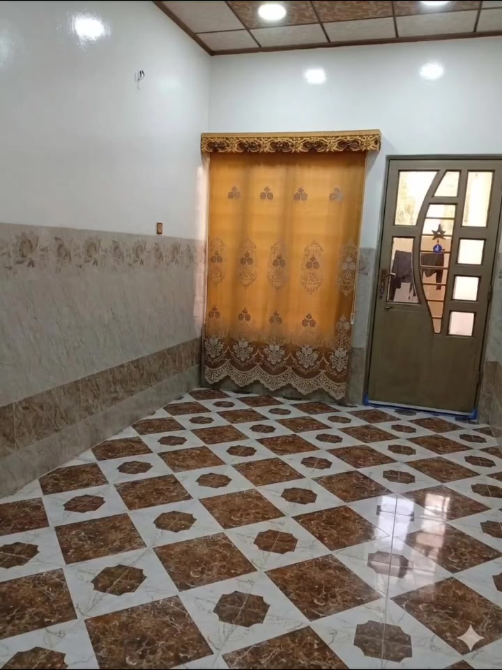 دار للبيع 
دار سكني للبيع مساحه 100 متر
طابق واحد
استقبال وهول ومطبخ ومشتملات غرفه
كاشي سيراميك سقوف حي الانتصار مقابل مول كاسر الاسعار 
الاستفسار مراجعة مكتب ركن المهندسين للعقار 
او الإتصال واتساب 
***********
***********
