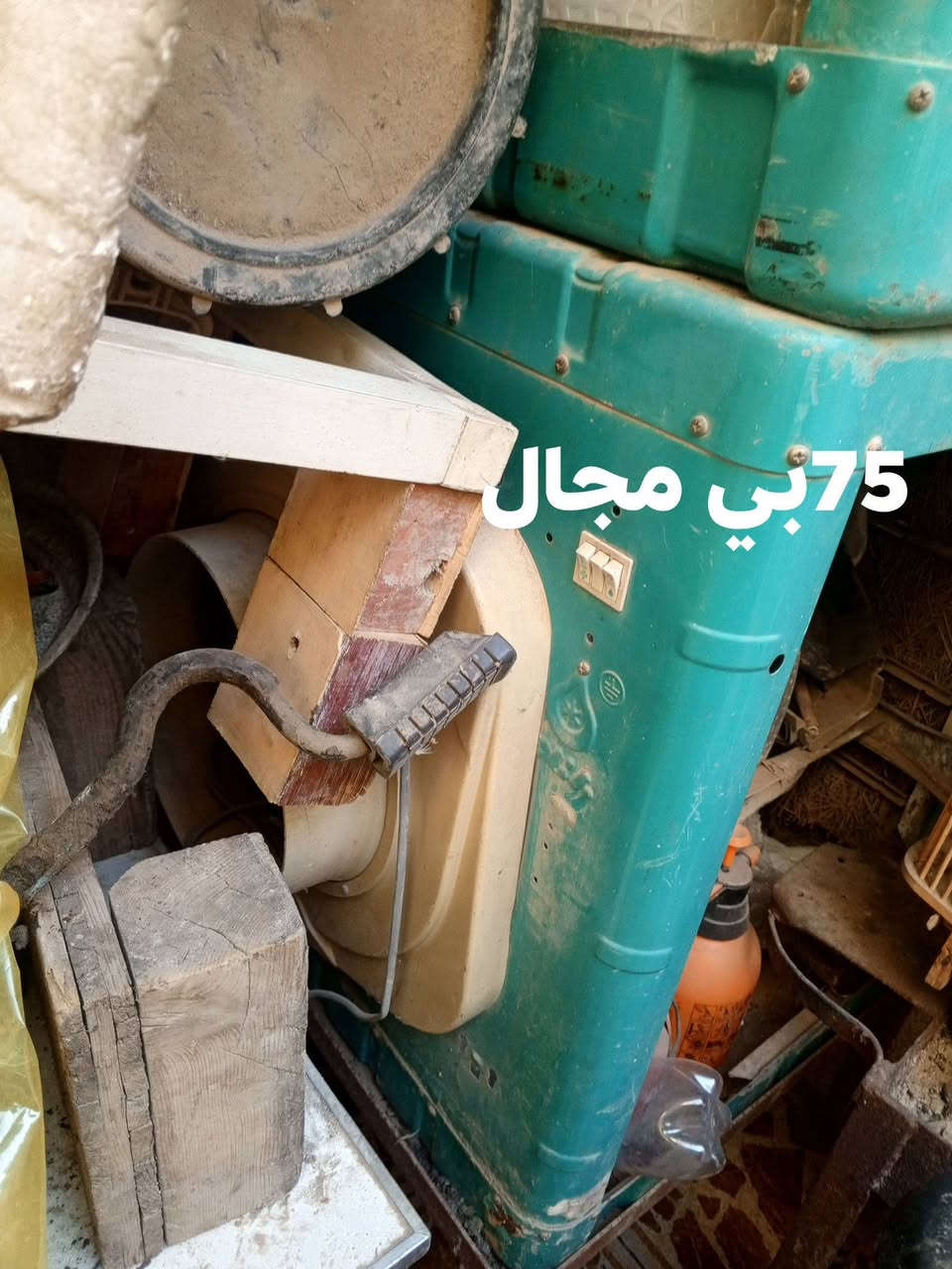 سلام عليكم عندي طباخ عدد 2 كريازي الاصلي شغاله وعندي مردات عدد 2 شغاله كامله نضيفه  حيل مكان بلد صلاح الدين اي سفسار هاذه راقمي ***********
