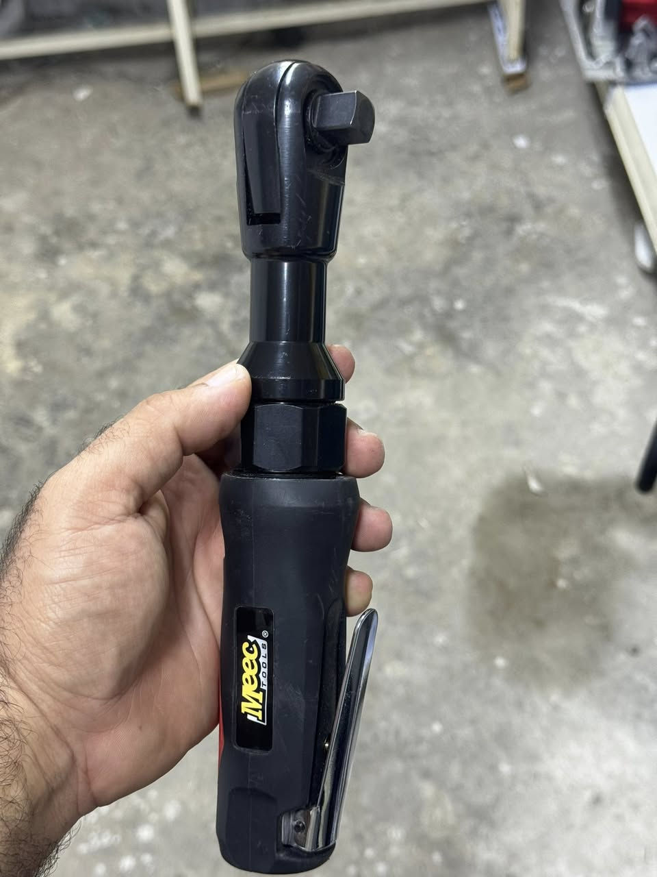 سلام عليكم اخوان 
مسدس لقمه هواء اصلي 6.3 بار 
راجز براند ميك تولز اصلي 6.3 بار 
توصيل متوفر 
***********
