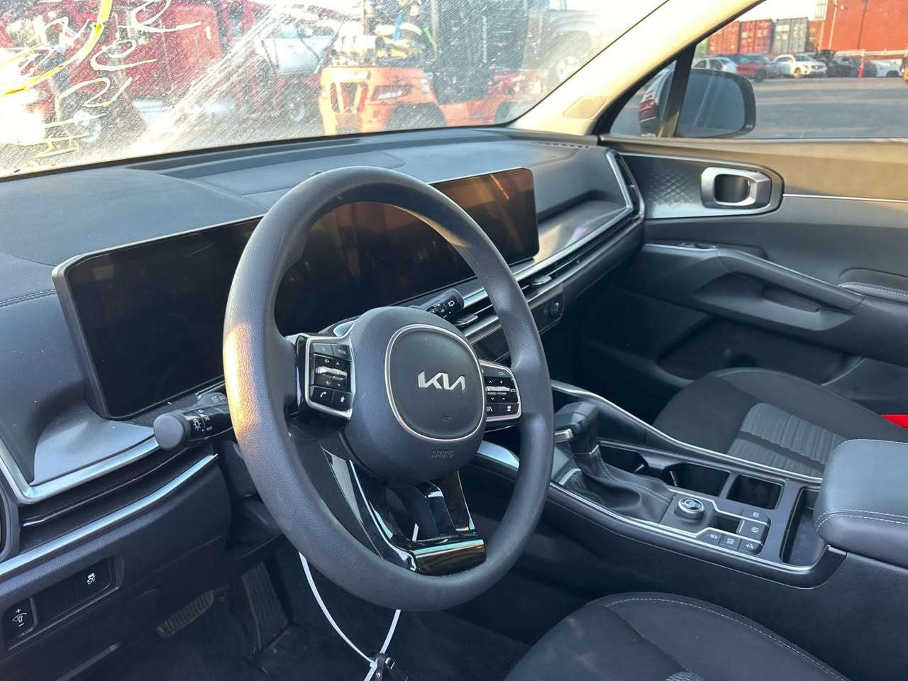 السلام عليكم سورنتو موديل 2025 كلين بدون حادث مثل ما موضح بل صور رقم شهداء بغداد بدون ورثه وكاله نفس اليوم حالا بل ميناء ام قصر سعرهه 246 
***********
