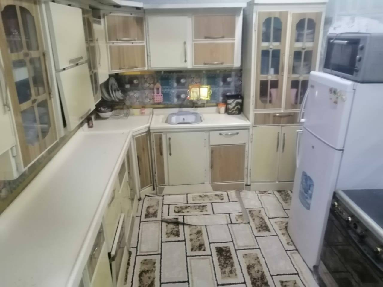 دار لبيع رضويه سابعه
المساحه 115م طابقين  طابوك صب كونكريت 
 الموقع علئ شارع الكيات  
3غرف نوم صاله استقبال مطبخ وتخاريج
السعر90مع لمجال
اللستفسار ***********
نستقبل جميع العروض
