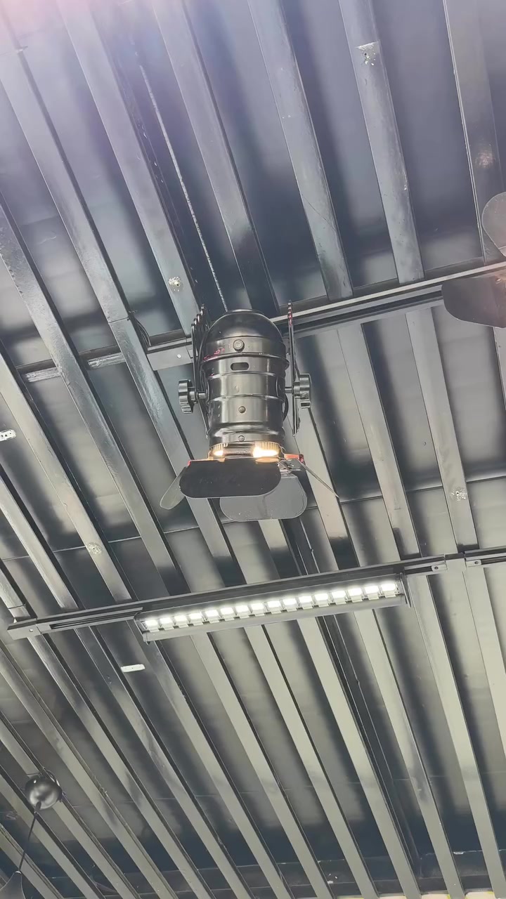 ‏للبيع تواصل على الهاتف  ***********
