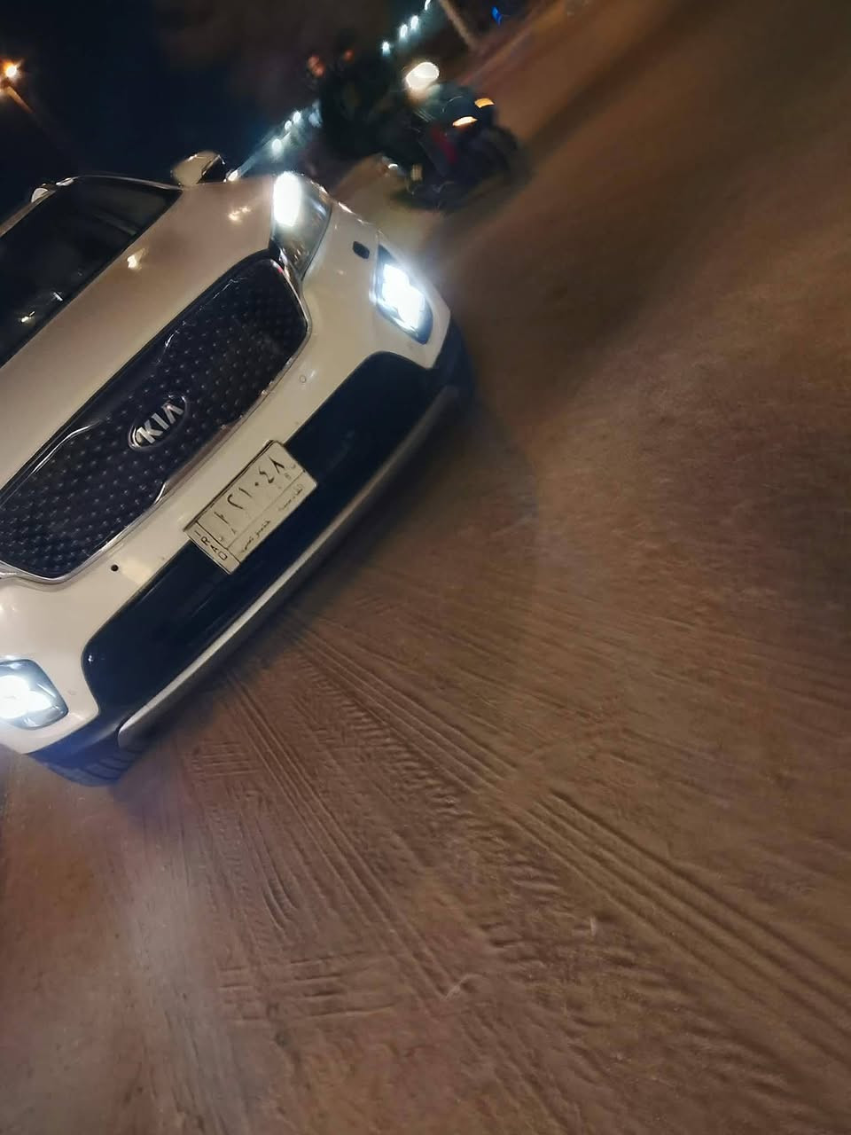 سلام عليكم سيرنتو موديل ١٨ خليجي  سياره بيه بس بنيد صبغ كريل مكان سياره ديوانيه مكينه ٦ سلندر سعره 203 بيع مراوس فول عدل الفتحه جنطه كهرباء كشنات كهرباء  بيع او مراوس حسب القناعه مكان السيارة الديوانية سيارة جاهزة من الدعاميه ل دعاميه  تخويل نفس اليوم ***********
