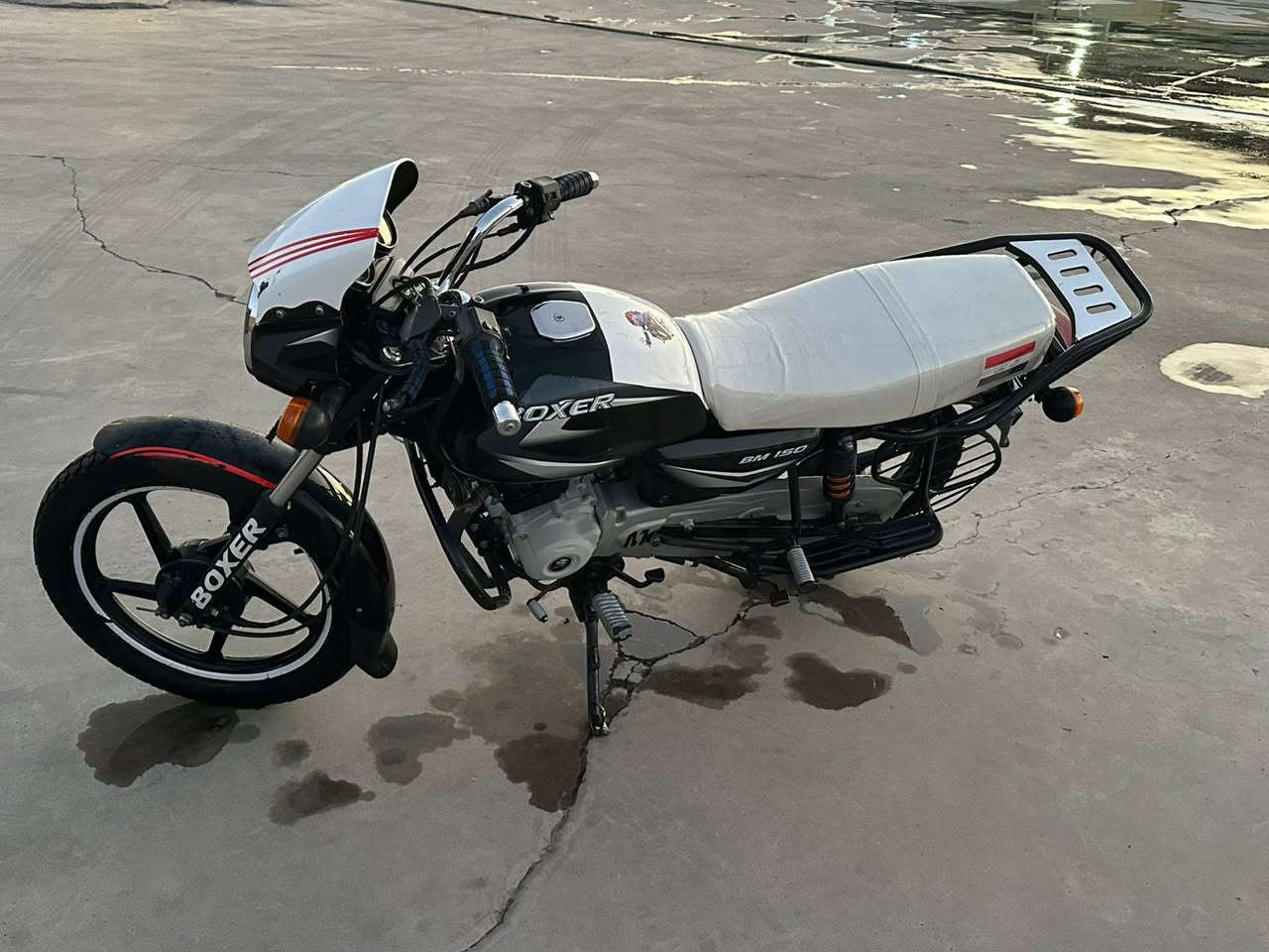 سلام عليكم دراجة بوكسر موديل 22 دراجة خير من الله    الاتصال علا الرقم وبيك خير وتدلل ❤️ ‏‪ ***********2
*********** وتدلل
عنوان(ديالى شهربان)
