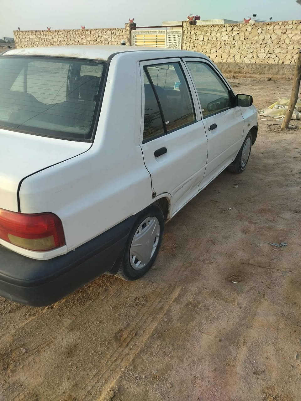 سلام عليكم سايبه بيع متوازي مديل 2016مگينه جديده گير حاشر عل رابع تمشي سياره بس الگير حاشر يعني تمشي بس رابع تبديل جاملغ فقط شواصي سليمات السعر 30 الرقم ***********
