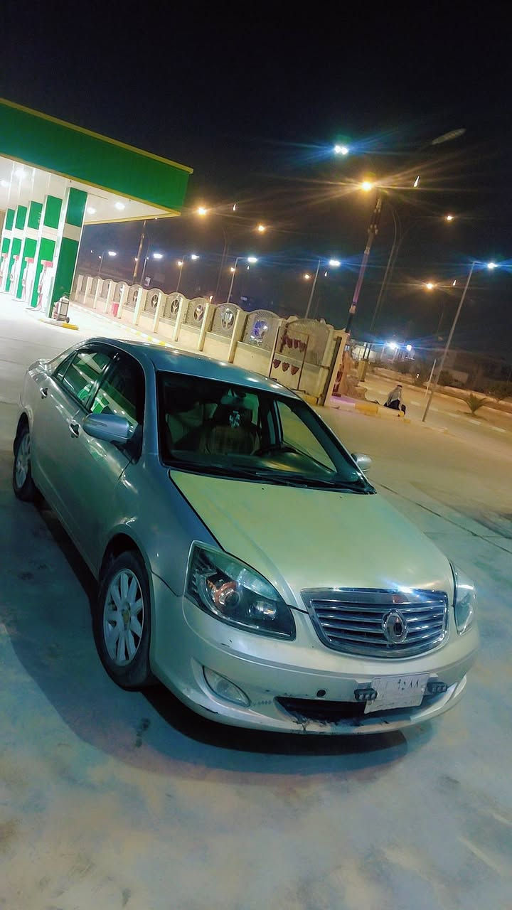 سلام عليكم جيلي موبل موديل 2013 سياره جاهزه و بأسمي  سنويتهه تنتهي شهر  8 , 2027  حادثهه امامي مبدل بنيد وجاملغ جهة العبري  تبريد شغال طخم تايرات كله جديد  مكينه وكير  مكفولات المكينه كورلا نحله 
الكير  عادي .سعرهه 44 ورقه   للإستفسار  اتصل وبخدمتك ***********
