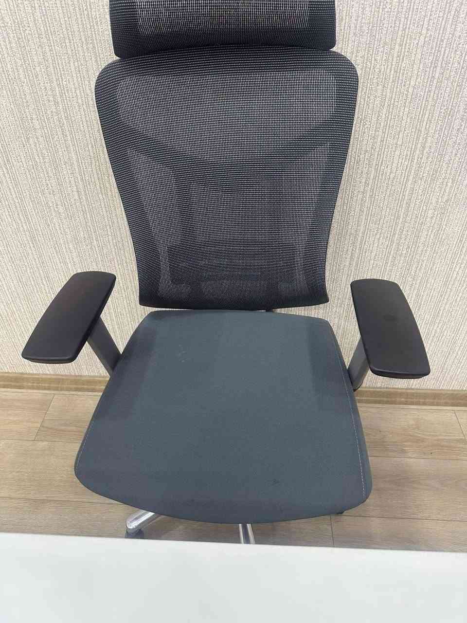 اثاث مكتبي استعمال شهر شبه جديد للبيع


**إذا كنت صاحب هذا الإعلان وتريد حذفه لأي سبب، رجاءا أرسل رسالة إلى الدعم الفني**