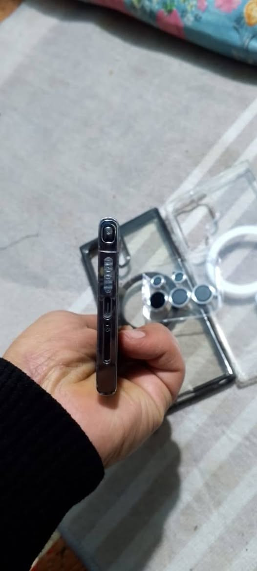 السلام عليكم  اس23التره ذاكره 256
جهاز نضيف مثل ماواضح بصوره 
  ملحقات كفرين وعدسات كامرات
جهاز بدل ضهر اصلي  سعر625قفل مكاني حله 
***********  بي وتساب
