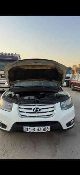 سلام عليكم سنتافي ١١ محرك ٣٥٠٠ المرغوب سياره فول بصمه فتحه سقف والباقي ١\١ بيه حادث بل تكمه فوق البيبان بيه بارد جاملغ الامامي الايمن والجنطه مبدله مكان نجف سعر ١٢٥ رقم الهاتف *********** وبي واتساب تواصل
