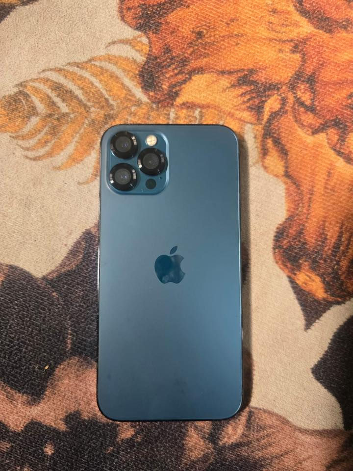 السلام عليكم
12 برو ماكس للبيع
ذاكره ٢٥٦ بطاريه ٧٦
مبدل فقط الضهر 
السعر ٤٥٠ 
مكاني حله ابو غرق
***********
