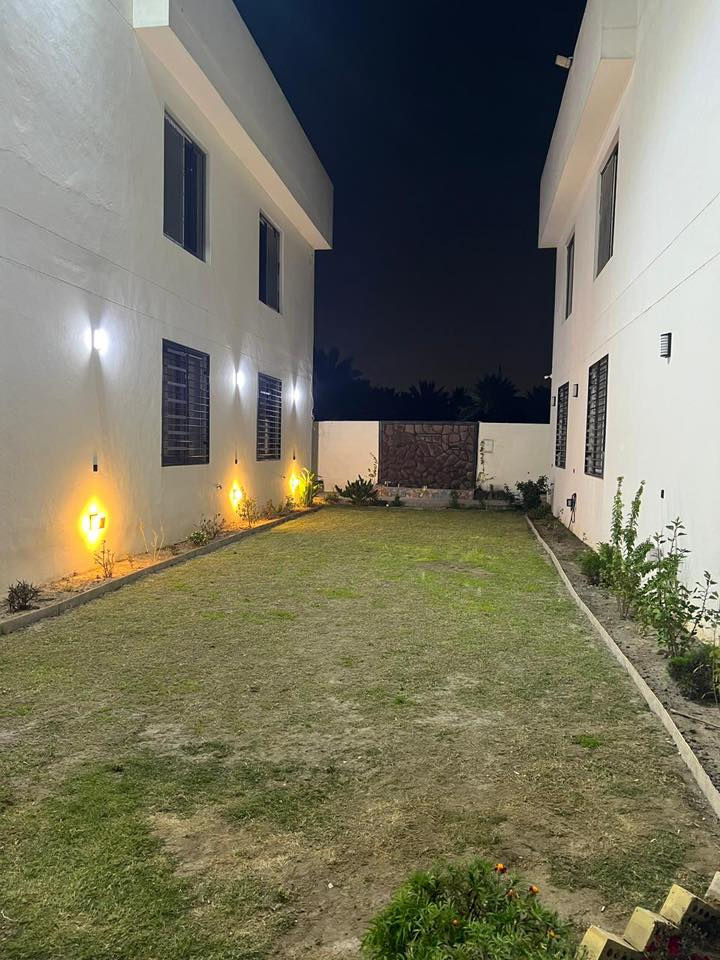 بيتين vip للاستثمار والايجار السنوي فقط الدوره مدخل جمعيه خير الله على خدمي السريع المؤدي الى محطه الؤلؤه يصلح سكن او شركه او مخازن 
- كل بيت ٥ نوم 
٢- سويتات الطابق الارضي والثاني
٣- مطابخ ايطاليه 
٤- بكل طابق كيزر 
٥- بكل بيت ٣ تانكيات ماء ومظخات ماء وبوسترات 
٦- تدفئه وتبريد 
٧- حدائق ٢ كبار 
٨- المساحه الكليه ١٤٠٠م 
٩- كامرات مراقبه فول 
١٠- كراج والطرامي تاخذ ١٠ سيارات 
١١- كل بيت ٤ حمامات + تواليتات وحمام خارجيه
١٢- شلال وكعده ترفيهيه باحدى الحدائق 
*********** / ***********
