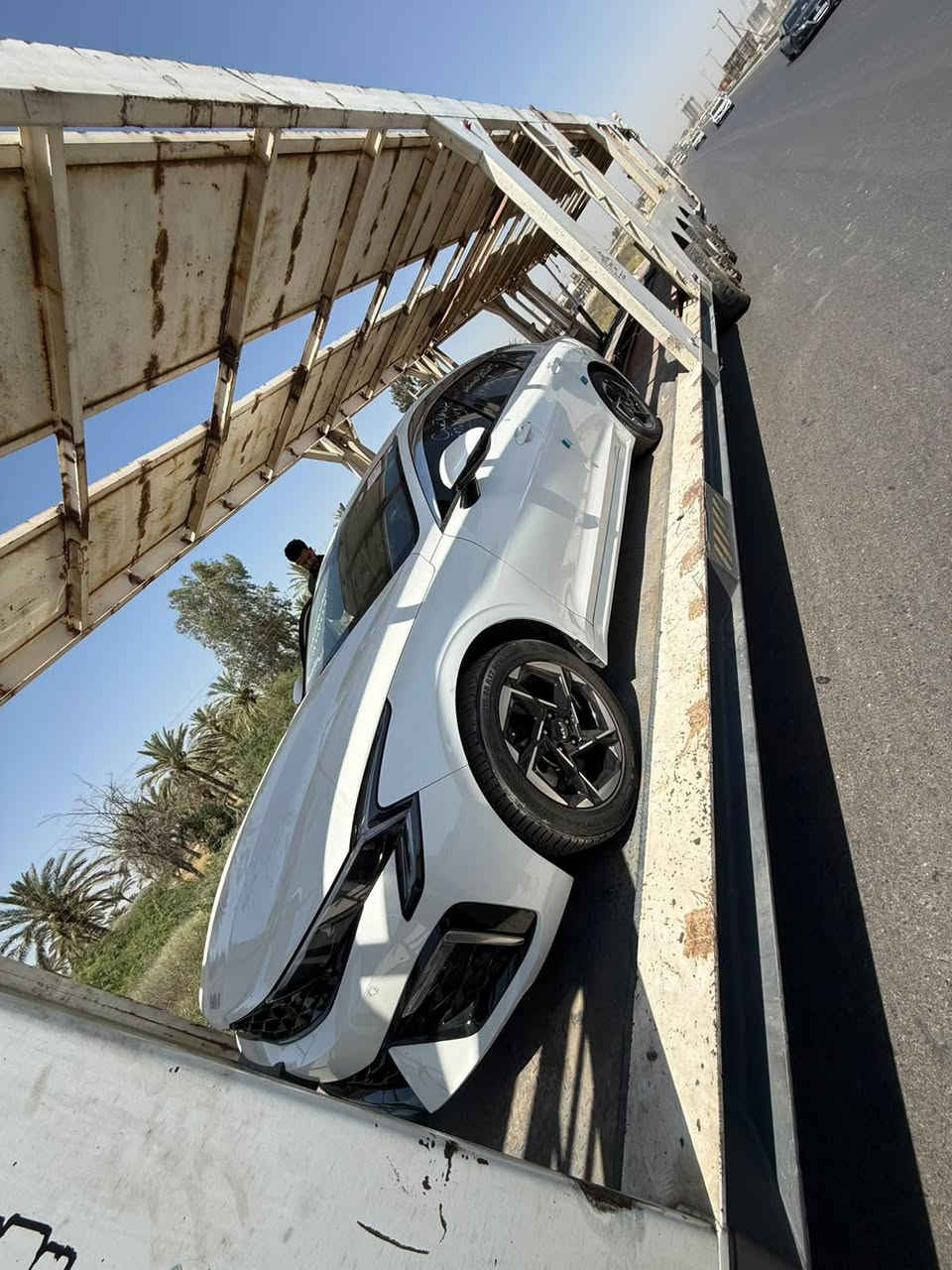 السلام عليكم k5 موديل 2025
وارد كوري سياره گلين نضامين بانزين وغاز 
بدون رقم سعر 215 قفل 
***********
