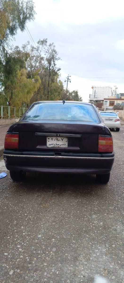 سەرەتا سڵاوو بەناوی خوای گەوڕە
ئۆپڵ ڤکترایا 1991 
مەکینە 20
سەنەوێ و وەکاڵەێە بەشەرەتی ئەوەڵیات 
بێ ڵیدراوی
بی دەعم
سەیارەیەکی تابیڵی پاک ۆ پوختەێە
ڵایت زینون
دەبڵ دەشبووڵ
واتا میل و کیڵۆمەتر
گیرو بەشەرت
مەکینەی کەمێک دووکەڵ ئهکات 
تایەی خراپ نیە
چوار سەماعەی باشوو سیدی باشی ڵەسەرە
سعری 13 مەعامەڵەەکی برایانە
مشتەری نی سەرم مەهیشینە
***********
