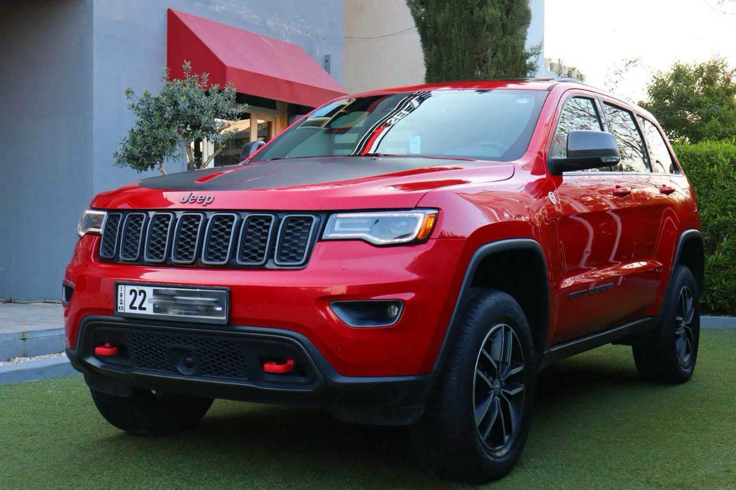 السلام عليكم

جيب كراند شيروكي ترال هوك
موديل 2018
فول مواصفات 
رقم اربيل
 ماشية 75
مواصفاتها : 
رادار امامي جانبي و خلفي 
جكات تصعد و تنزل 
مواصفات اوفرلاند 
تشغيل عن بعد
صندوق كهربائي 
شاشه كبيرة
تحكم ستيرن 
اوتو ستوب 
كشنات جلد و تبريد و تدفئة
بانوراما
كروس سرعة
السياره كامله ومابيها نقص ابد كير محرك 
دهن الوكاله وبانزين محسن 
السيارة جديدة جداً ومعتنين بيها 
بيها نص جاملغ بارد 
و شخط صغير عالباب 
السعر 24,600

واتساب-*********** أربيل, العراق
