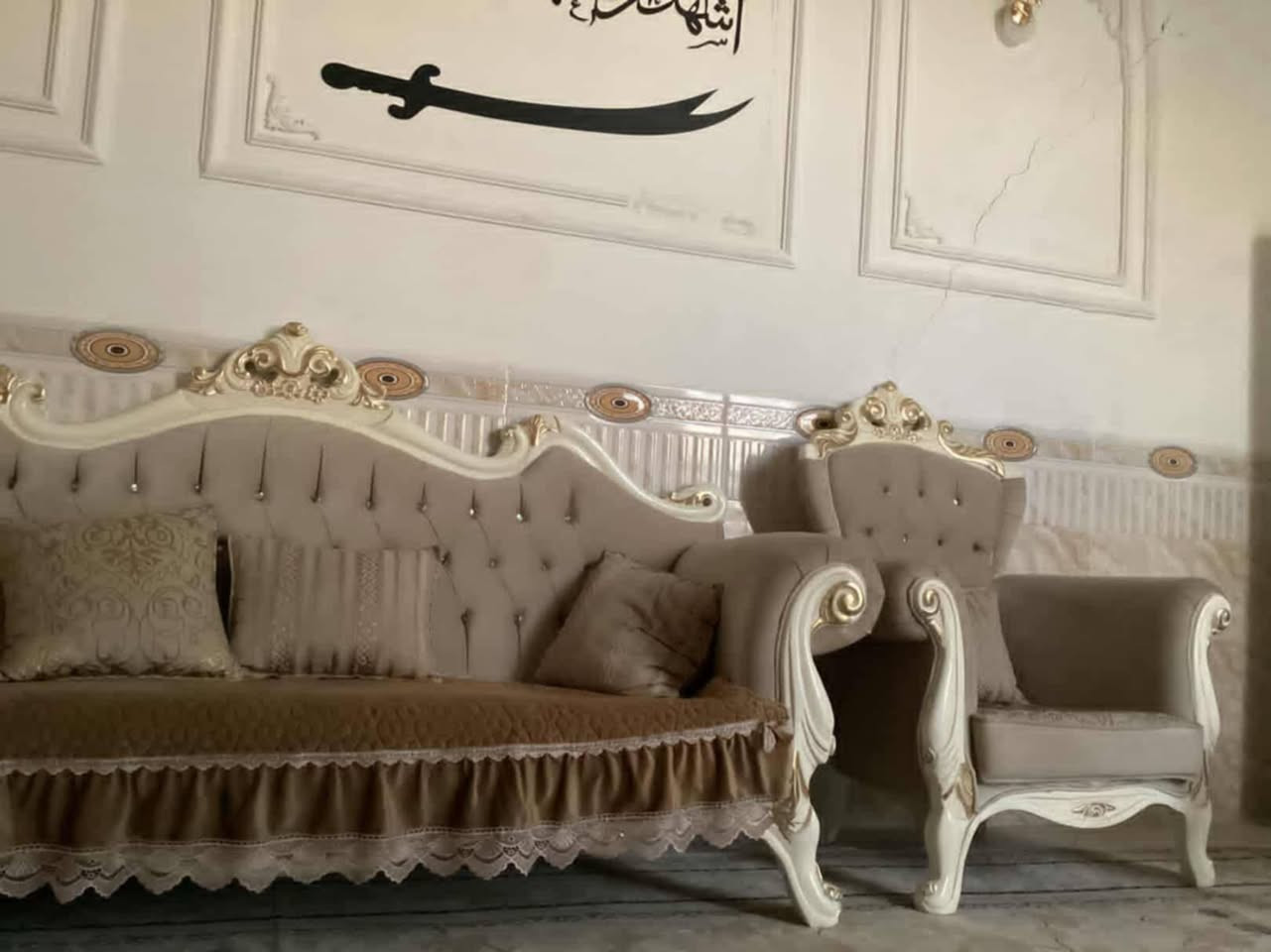 تخم ملكي موديل ايطالي 10 نفر اخذته مليونين اريده مليون ونص فقط منصب غير مستخدم


**إذا كنت صاحب هذا الإعلان وتريد حذفه لأي سبب، رجاءا أرسل رسالة إلى الدعم الفني**