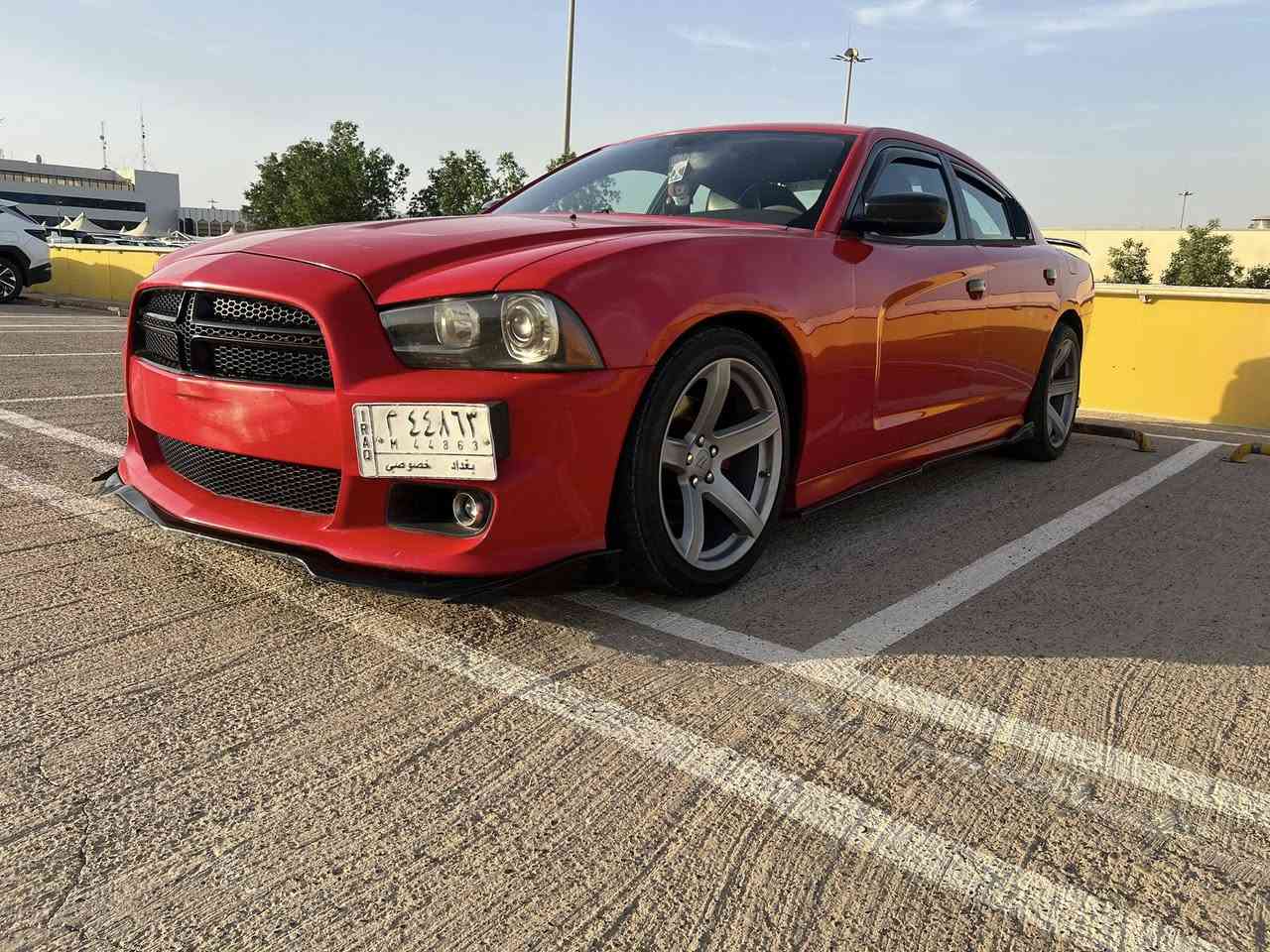 السلام عليكم عيد لأضحى مبارك عليكم
جارجر موديل 2014  R/T اكزوز موبر دبات سود ابلادي                     حادثه موضح بل صور ماشيه 106ميل
بيها صبخ جوه مسطره البكلايت شبرين وبيها بارد قليل فقط
سياره كلش حلوه نصبتها حلوه احله من صور موصفات فول عدى الفتحه شاشه جبيره كشتات جلد كهرباه تدفئه كشنات
هيتر بل مرى تشغيل عن بعد ويل 20 نجمه خسفه قويه تخم تتايرات جديد وبطاريه جديد 
للاستفسار اتصل ع رقم ***********
عارضها 160 مكان حي حطين أو مطار بغداد
