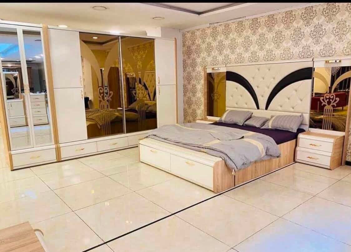 السلام وعليكم غرفة تركية للبيع سعر مليون 700 بيها مجال لطيبين تواصل عل خص ورقم ***********🤍📞
