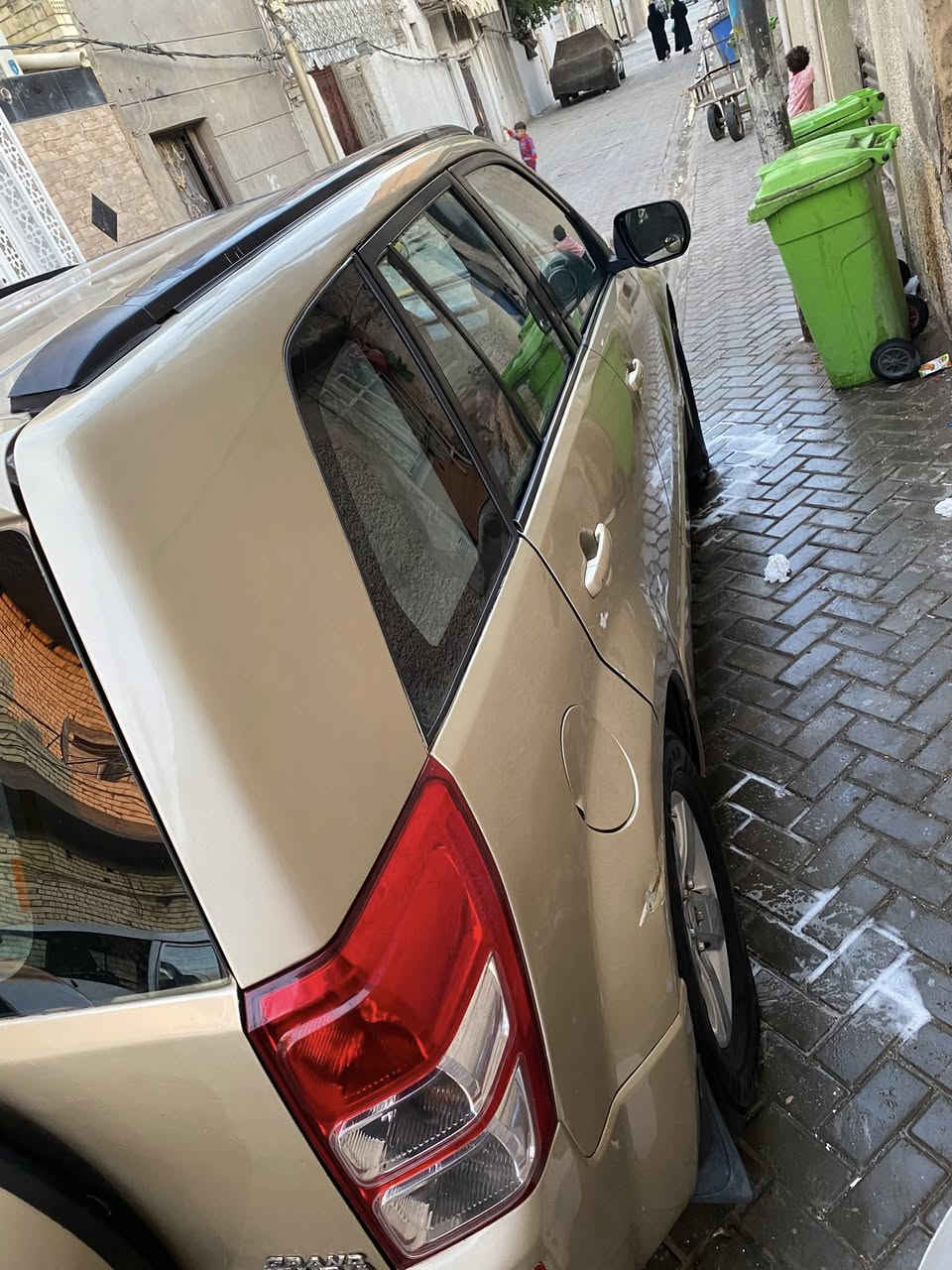 السلام عليكم سازوكي ڤيتارا 2007 بيها أربع أصابع بس الباقي كفاله عامه سعر75 وبيها مجال قليل سيارة جديده حلوه تخم تاير حداديه مكينه بالصندوگ نضافه 100%سعر 75 وبيها مجال  ***********\***********
