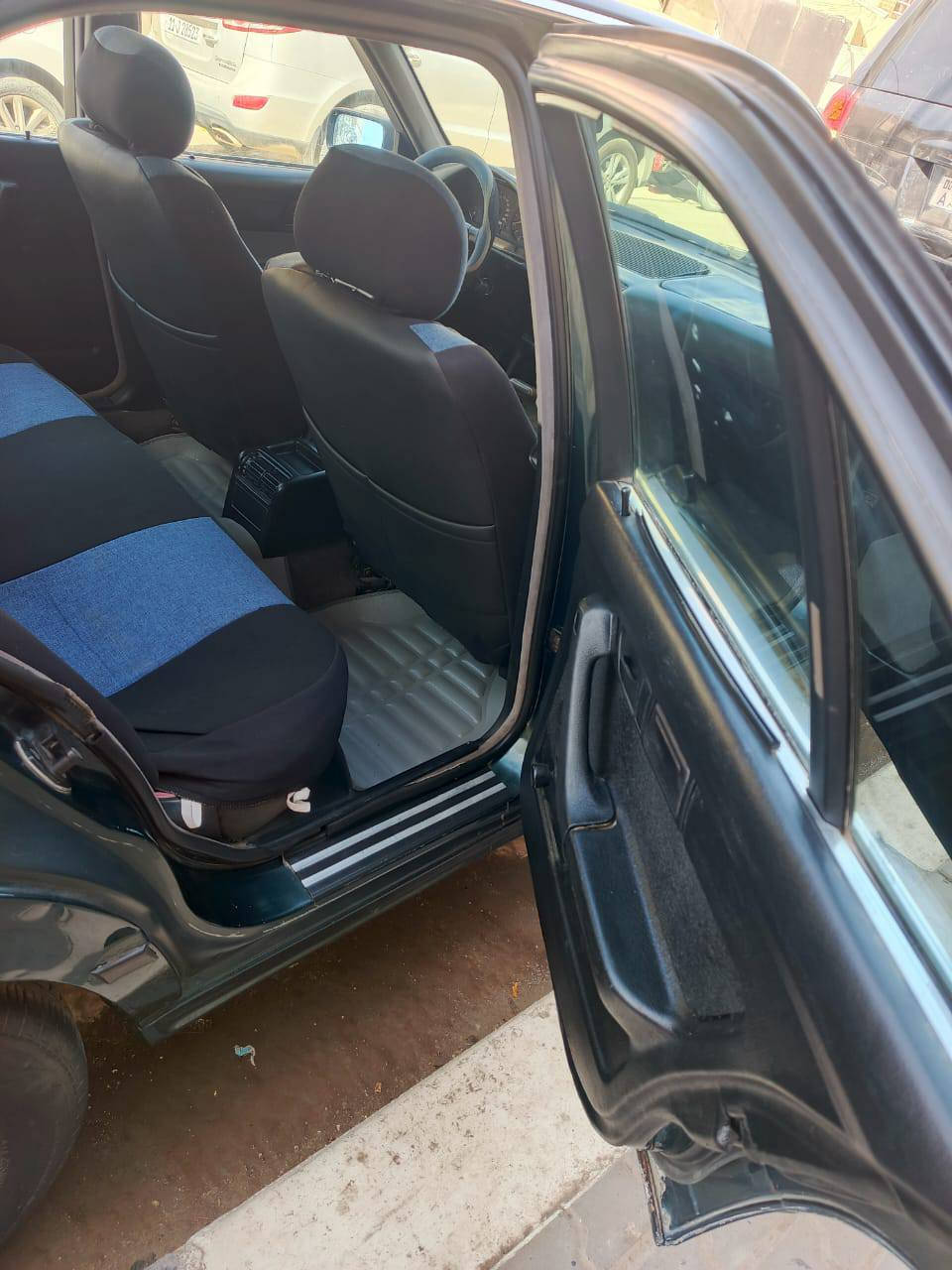 سلام عليكم 
Bmw 

موديل 1995
سياره جاهزه من كلشي 
مواصفاته فول واحد على واحد 
مكان السياره النجف الاشرف حي السلام 
رقم صاحب السياره ***********
السعر 55 وبه مجال 
رقمه تريد تداور تريد بس وكاله شنو الي يعجبك
