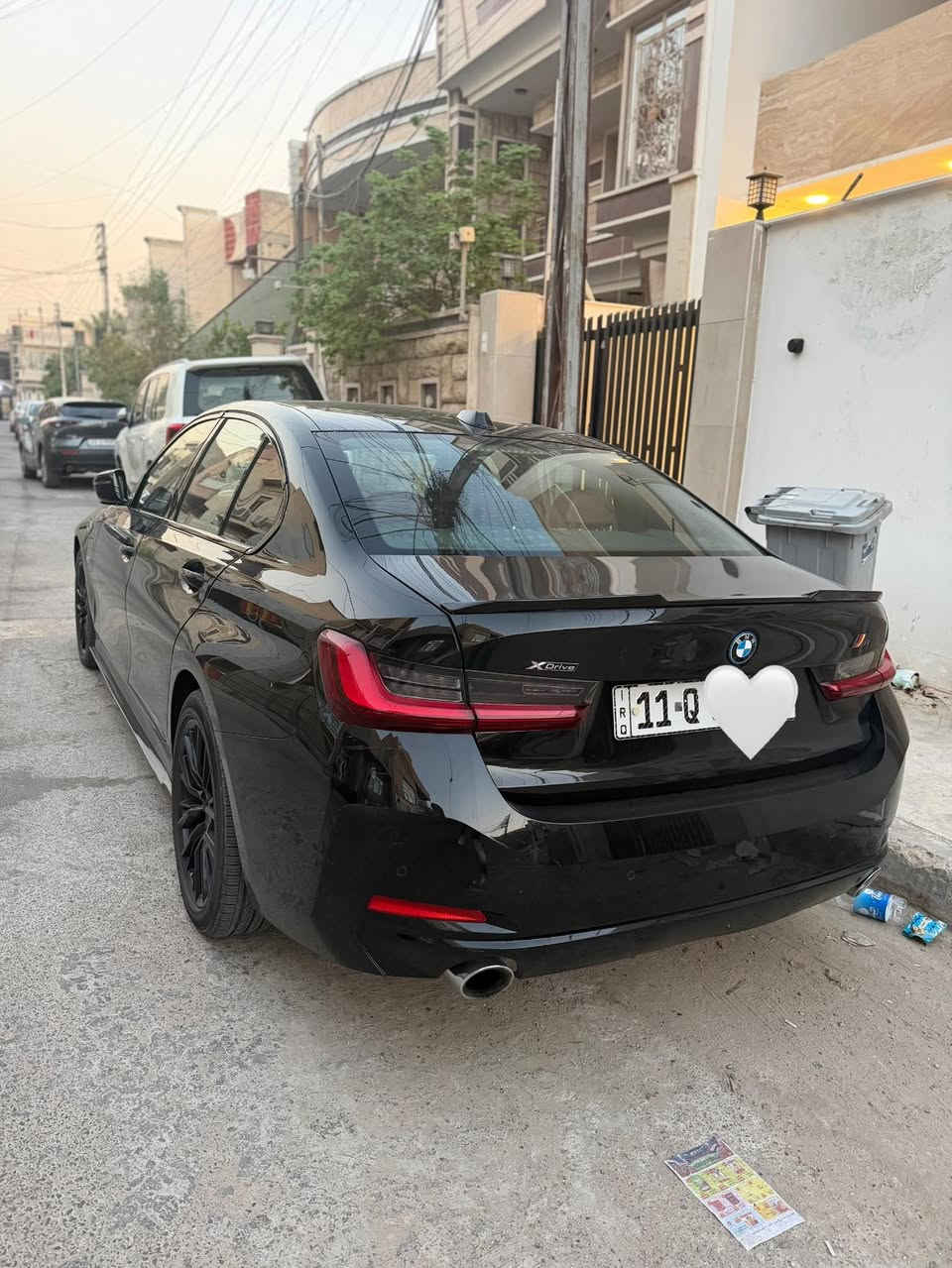 السلام عليكم  للبيع  .. 
BMW 330 2023 السيارة بلگن (بانزين هايبرد كهرباء ) اسودماشية 61  الف ميل 
وارد/ تبديل جاملغ عكس السايق فقط بدون دواخل وشواصي 

فول مواصفات رقم بغداد باسمي 

السعر 250 ورقه وبيها مجال 
مكان السياره بغداد الكرخ 
***********

