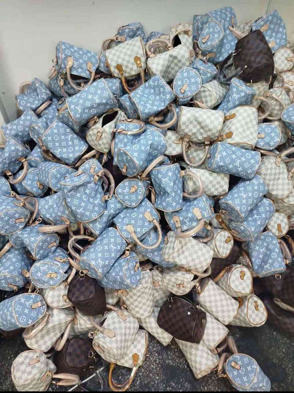 جاهز للشحن من المصنع مباشره 
يوجد الكثير من الموديلات والاسعار في القناة التيلجرام اشترك ⬇️ 
https://t.me/ALEPBSGTJIXNUIDY8/95405
https://t.me/ALEPBSGTJIXNUIDY8/95405
رابط قناتنا على الواتساب 
https://whatsapp.com/channel/0029VbBYql5IyPtT3NnOT83d


**إذا كنت صاحب هذا الإعلان وتريد حذفه لأي سبب، رجاءا أرسل رسالة إلى الدعم الفني**