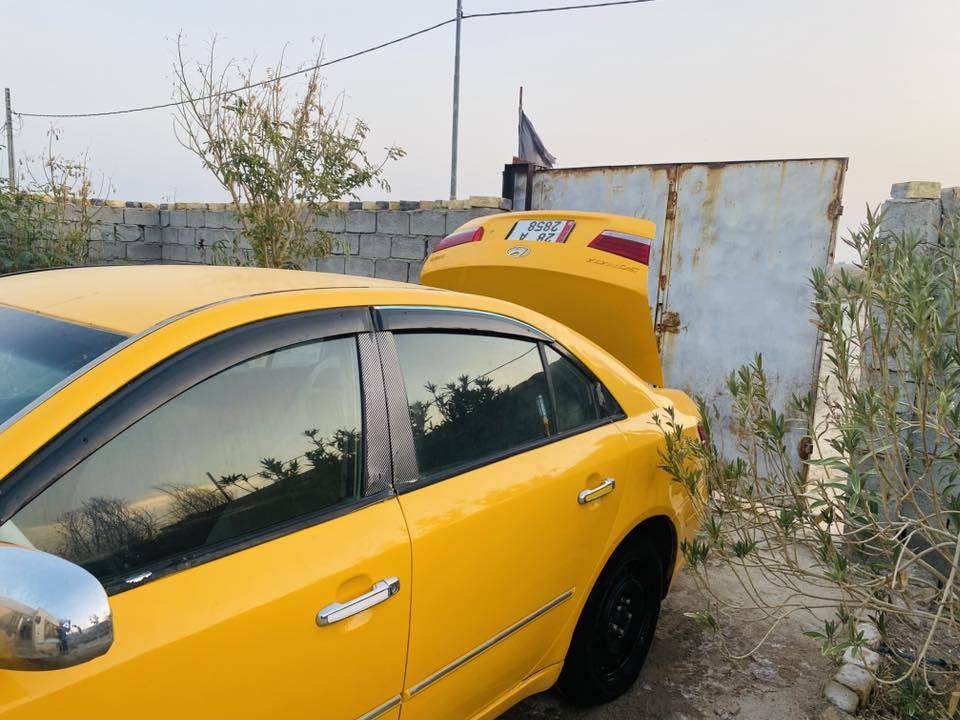 سلام عليكم 
سوناتا موديل 2009 خليجي كفاله من العيب الشرعي بيه طخات بسيطه 
صبغه جديده 
سعره ( 93 )
سنويه ل 2030 رقم انكليزي نجف
هزه جديده 
سياره بأسمي 
مكينه 2400
كير 5 نمر
تبريد 
حداديه 
تخم تاير 
مكاني ذي قار
هاتف :***********
