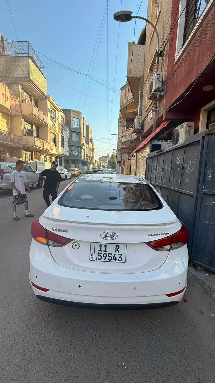 سلام عليكم النترا للبيع خليجي
النترا ١٣ للبيع الفول
المكينه ١٨٠٠ 
كير وميكنة نظيفة جداً
يرادلها ترتيب فقط والباقي كله جاهز 
وهاي ضربتها موضح بالصوره
السعر ٩٧ بيها مجال 
الرقم ***********
