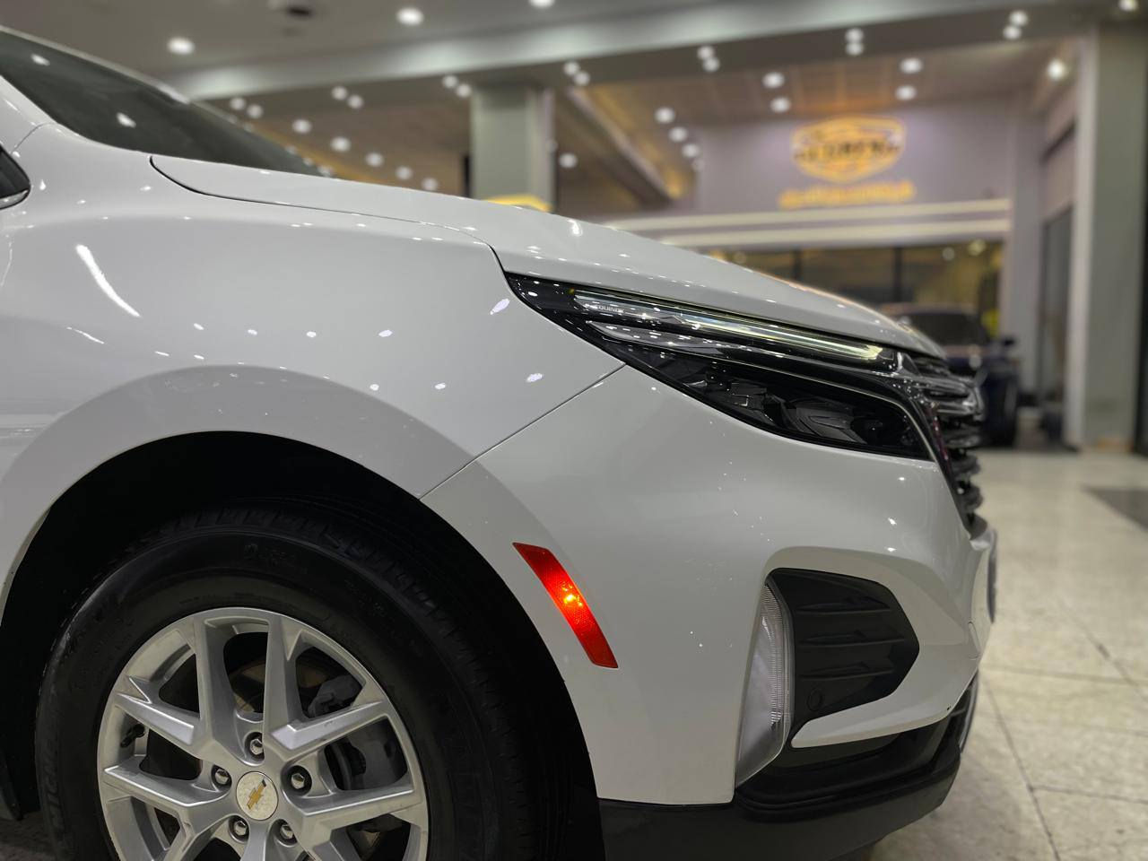 السلام عليكم
ايكوينكس موديل 2023 رقم اربيل باسم شركه بدون ضرر ايرباك ماشيه 25الف مواصفات السياره تشغيل عن بعد جنطة كهرباء رادار امامي خلفي جانبي حساس امامي خلفي تبريد قطعتين خمس كامرات محرك 1500 تيربو تبديل اوصبغ الجاملغ الايمن فقط بدون دواخل شرط الفحص  *********** السعر 190 فقط بيع بدون مراوس
