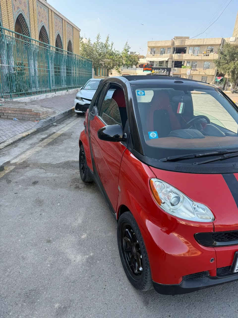 السلام  عليكم  للبيع  مارسدس  2008   اسمارت    رقم  بغداد  باسمي  تحويل  مباشر   محرك 3 سلندر   سياره  كشف  ماطورات شغاله بس  قمجش  مكطوع  مال كشف  تدفئة تبريد  شاشه وكامره   سنترلوك    جام كهرباء 
سعره 60 ورقه وبيه  مجال  مكان السياره الاعظمية اي استفسار  هذا رقمي ***********
