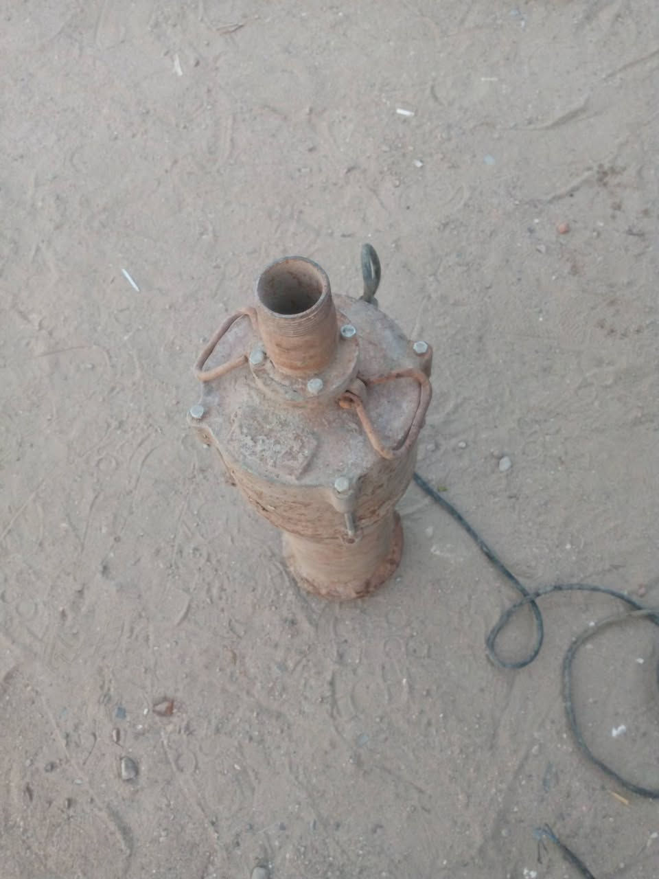 للبيع غطاس 2 انج 2 حصان سنگل كهرباء من يشتغل يذب ماي قوي شوية ويظل يگطع أبيع عاطل سعرة 120 ألف 
جوزة كهرباء ألف أمبير نوع ياباني القديم شرط الفحص سعرة 375 ألف مكاني خور الزبير


**إذا كنت صاحب هذا الإعلان وتريد حذفه لأي سبب، رجاءا أرسل رسالة إلى الدعم الفني**