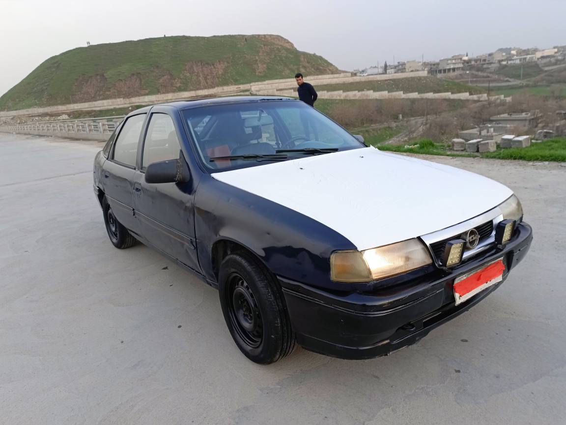 ئۆپڵ مەکینە بیست گێڕ مەکینە دوکەڵ بوغار وەرگەڕاو بڕاوە موس بەشەرتی فیتەر *********** چوار ویل و تایەی لۆک گەرمی پاوەر ناوگێچەکانی کامل توندوو تۆڵی بەشەرت دەحم لێدراوی نیە شانو سەخف زۆر خاوێن زۆر بەکێشە بەنزینی زۆر کەم دەوێت ماڵی دۆست سعری قفڵ ٩ گەڵاو ٥٠ هەزار 
ڕ *********** ڤایبەر واتسئاپ لەسەر کۆڕەکە *********** رانية, السليمانية
