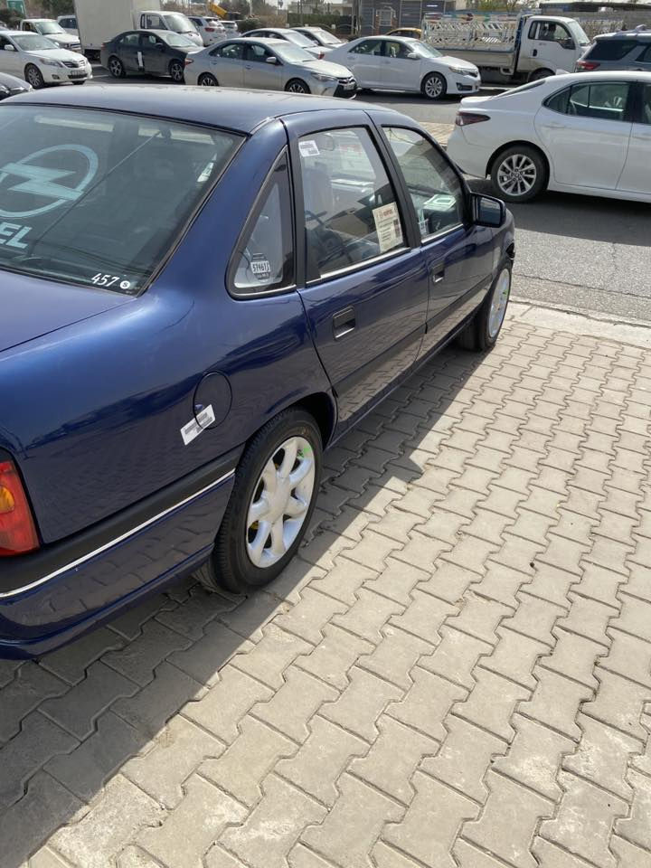 اوبل فكترا موديل 1992
محرك 18 كير عادي قفل مركزي 
كونترول abs  صدر امامي خلفي كله بشرط 
ويل وتايرات جديد لون نيلي صبغ عام جماليه بدون ضربه 
رقم اربيل دولي سنويه 2029 شرط تحويل 
مكان السيارة كركوك 
للاستفسار ‭٠٧٧٣ ١٨٦ ٧٤٧٢‬
‏سعر 52 ورقة￼
