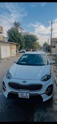 كيا سبورتج 2020 للبيع  السيارة ماشية 66الف كيلو  بيهة طخة بالباب عكس ا...