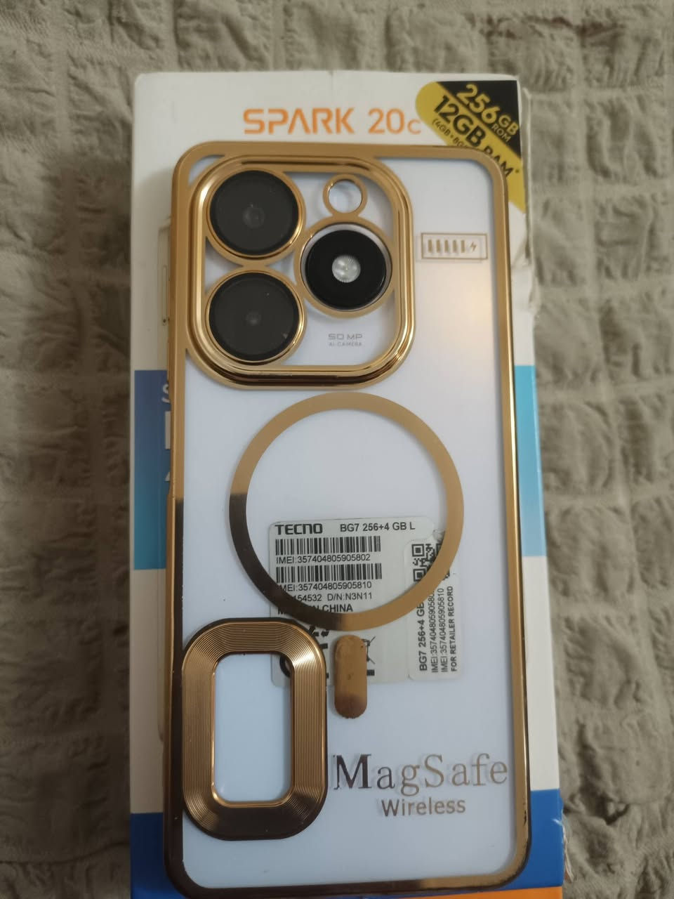 السلام عليكم جهاز spark20cلبيع جهاز نضيف كلش بي فقط فطر بلشاشه مامبين ولامثر ذاكره256 بطاريه5000شحن سريع تابسي سعر 100 مكاني قرب بركزادي ***********
